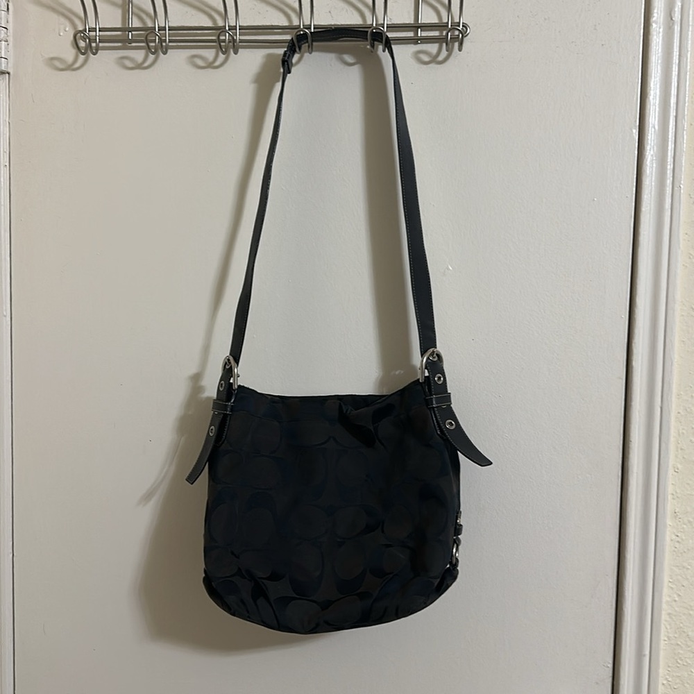 Y2K Coach Hobo Signature Black Logo Crossbody Satchel F1060-F15067 - Picture 2 of 11
